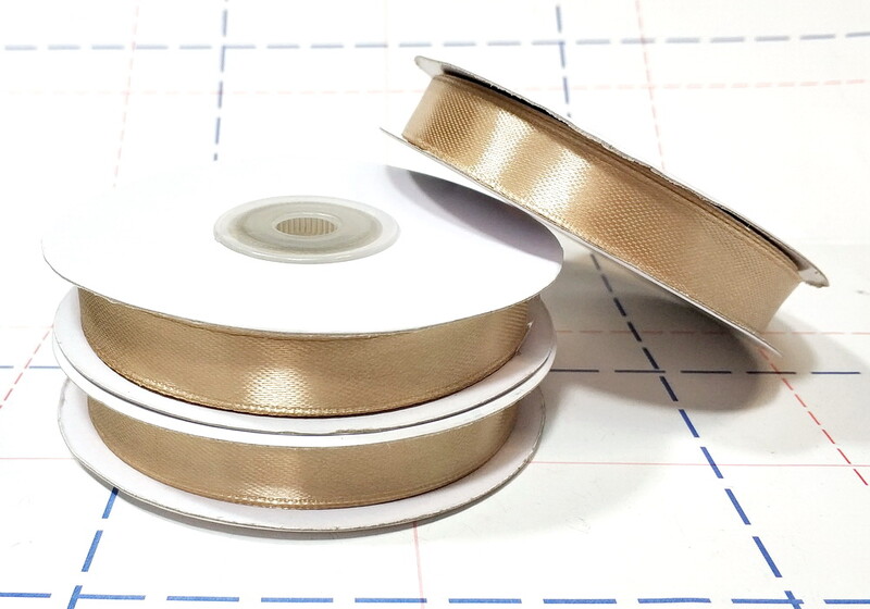 007 Лента атласная 12 мм 27м/боб (+-1м) оттенок бежевого