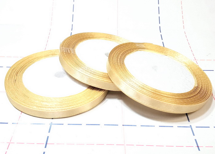 012 Лента атласная 6 мм 23м (+-1м) оттенок шафрановый