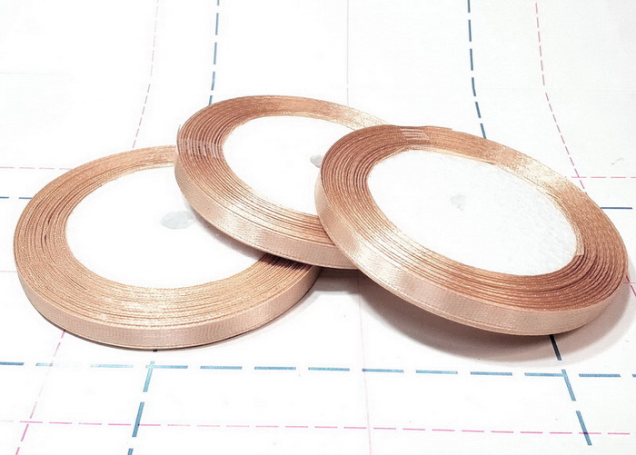 017 Лента атласная 6 мм 23м (+-1м) оттенок какао