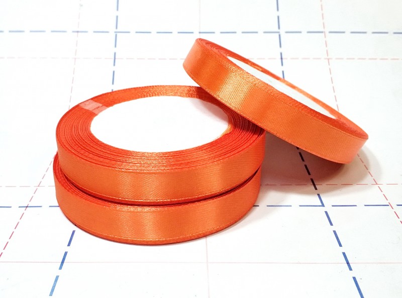 120 Лента атласная 12 мм 23м (+-1м) оттенок оранжевого