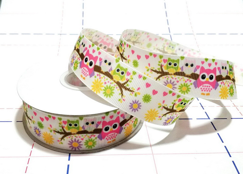 139 25мм Репсовая лента с рисунком 23м/боб (+-1м) Совята белый