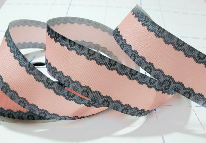 142 25мм Репсовая лента с рисунком 9,1м (+-0,3м) Кружево по краям