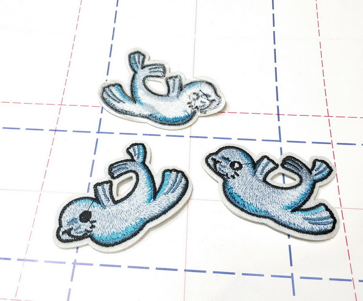 143 Термоаппликация 6,0*4,0см Морской котик