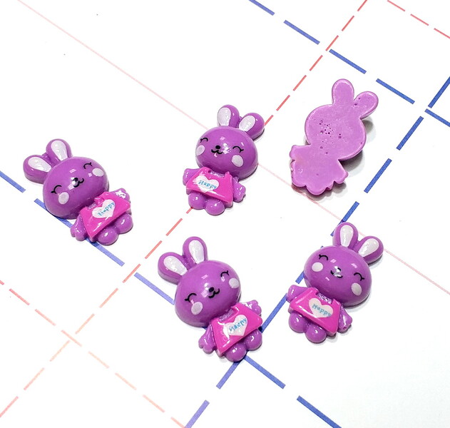 154 Кабошон Зайчик 25*14 мм фиолетовый