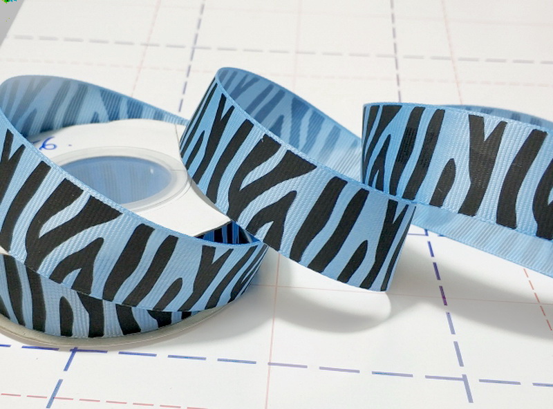 156 25мм Репсовая лента с рисунком 18,3м (+-1м) Зебра Голубой 