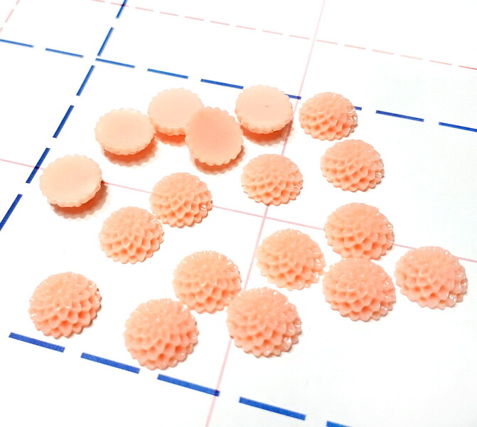 168 Кабошон Цветок 12 мм персиковый