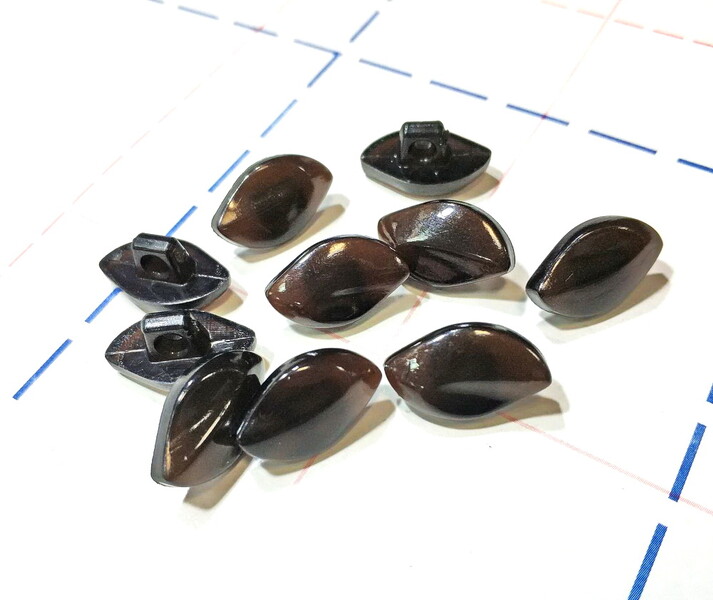 18*10 мм Пуговицы Листок 10шт/уп Темно-коричневый