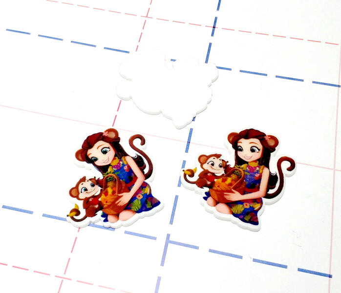 181 Кабошон плоский 36*33 мм Энчантималс