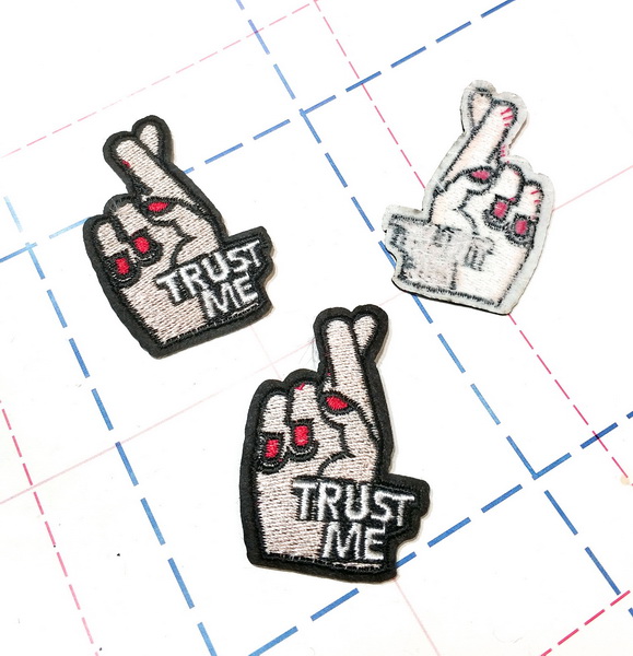 188 Термоаппликация 5,7*4,0см TrustMe