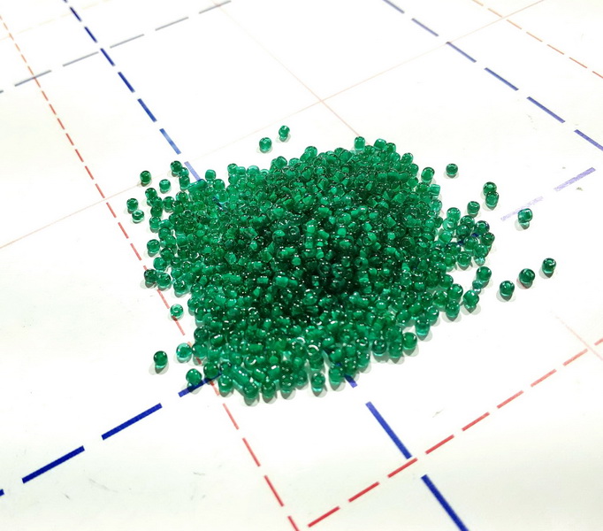 20А-4 Бисер р.12 50гр (+-1гр) Прозрачный с цветной серединой