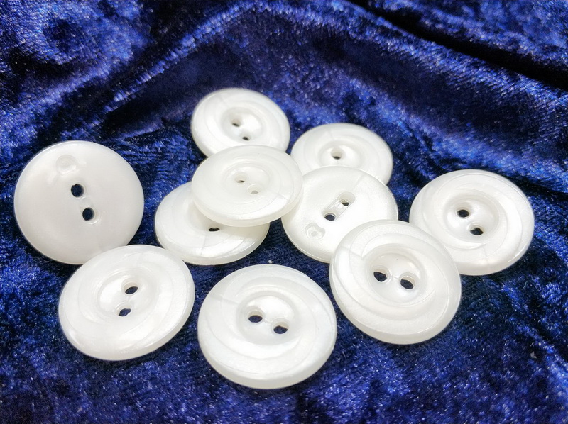 23/2 мм Пуговицы Спираль 10шт/уп Жемчужный белый