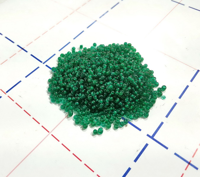 23А-4 Бисер р.12 50гр (+-1гр) Прозрачный с белой серединой