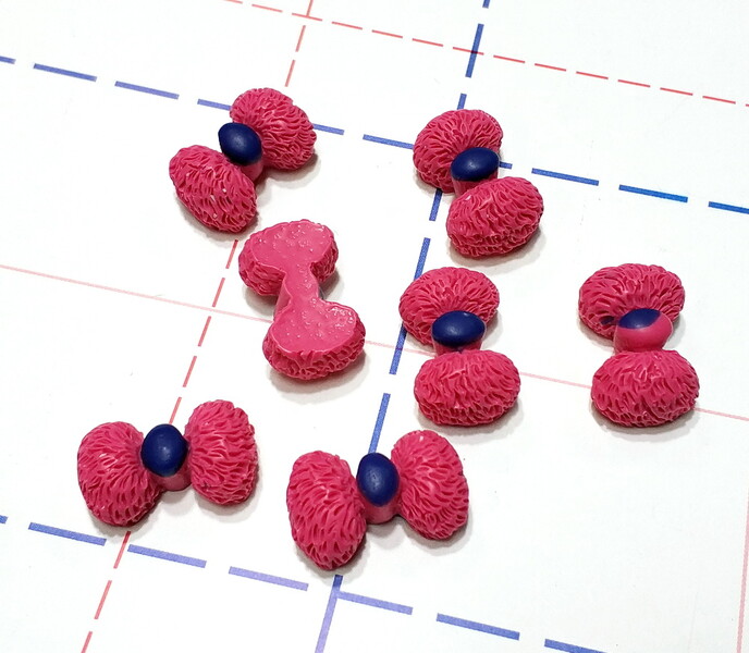 241 Кабошон Бантик 20 мм малиновый