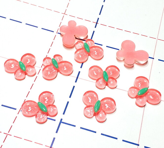 264 Кабошон Бабочка 22*19 мм коралл