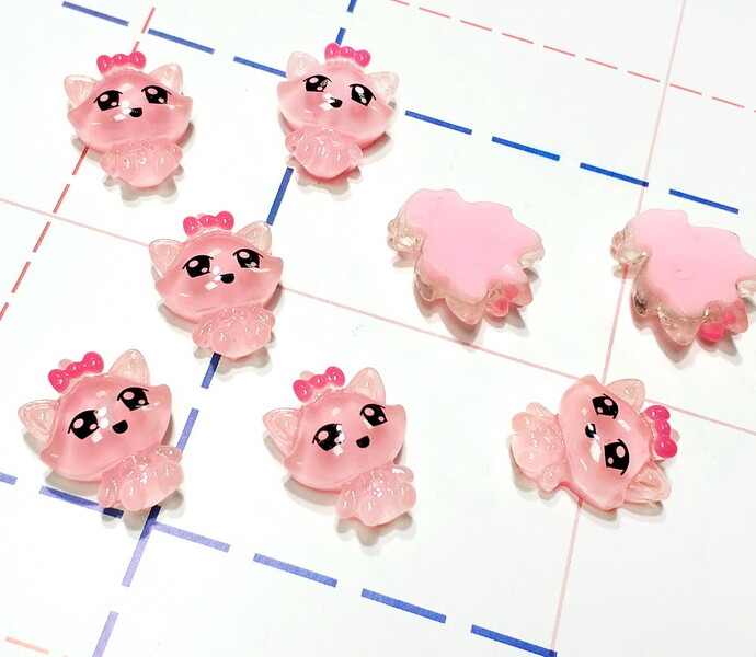 289 Кабошон Кошка 20 мм розовый