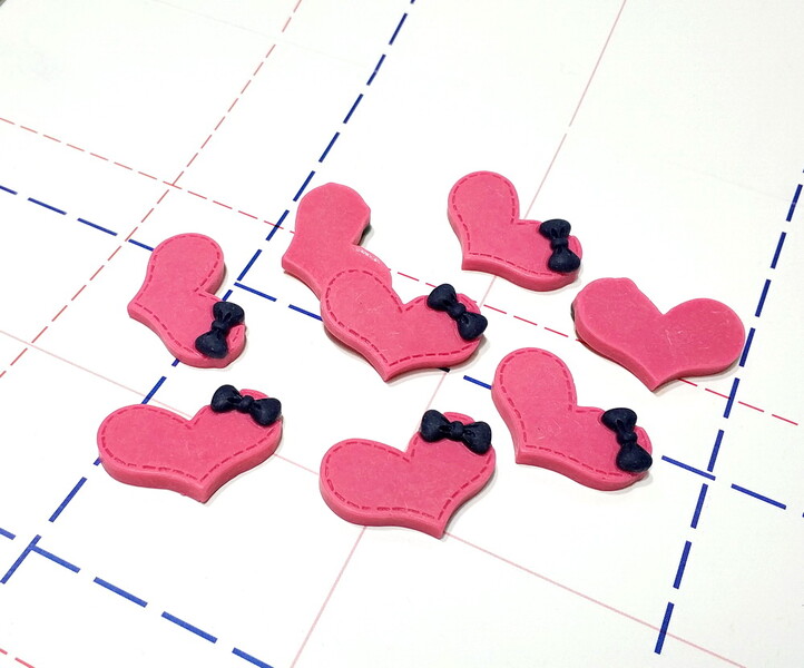 314 Кабошон Сердце 30 мм малиновый