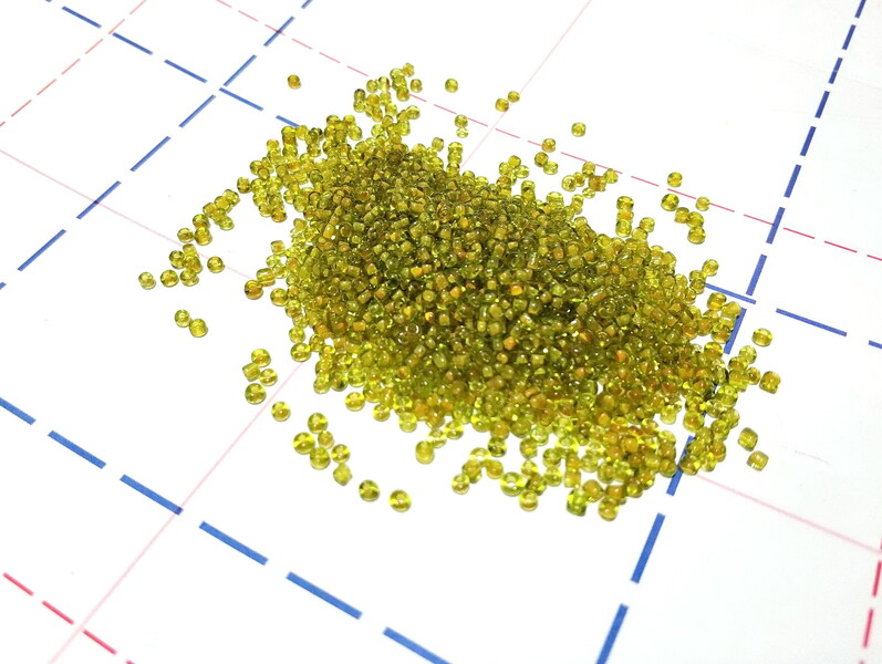 318 Бисер р.12 Прозрачный с цветной серединой__УПАКОВКА 450(+-5гр)гр