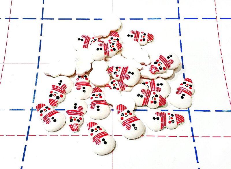 342 Кабошон Снеговик 24*15 мм