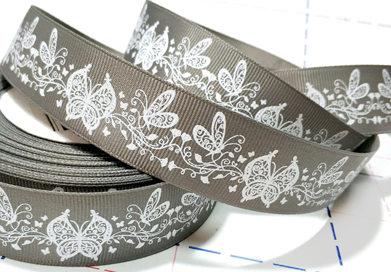 416 25мм Репсовая лента с рисунком 23м (+-1м) Бабочки Темно-серый/белый