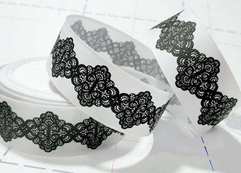 440 25мм Репсовая лента с рисунком 23м (+-1м) Кружево Белый/черный
