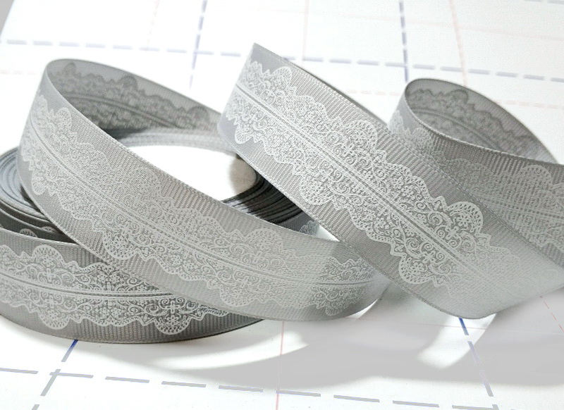 447 25мм Репсовая лента с рисунком 23м (+-1м) Кружево Серый/белый