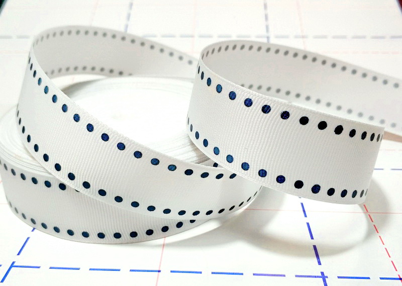 492 25мм Репсовая лента с рисунком 23м (+-1м) Точки Белый/темно-синий