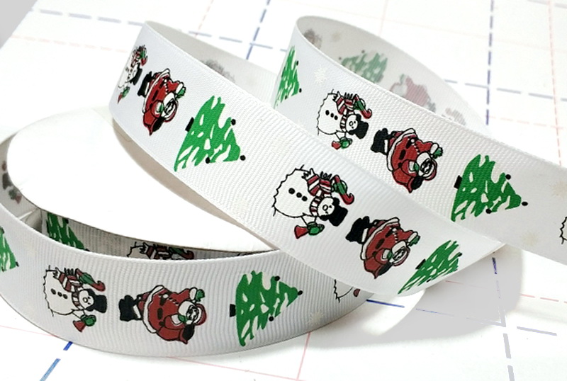 525 25мм Репсовая лента с рисунком 23м (+-1м) Елка и снеговик