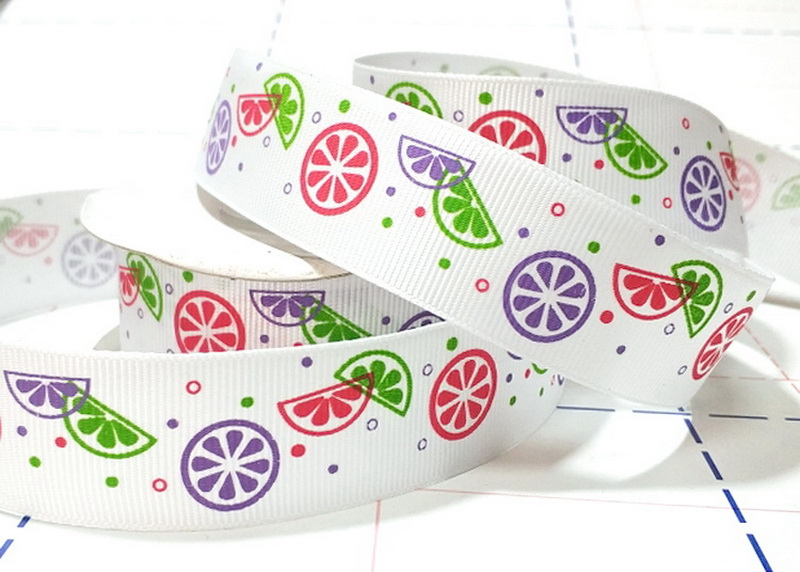 559 25мм Репсовая лента с рисунком 18,3м (+-1м) Лимонные дольки Белый