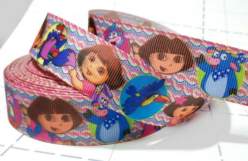 575 25мм Репсовая лента с рисунком 23м (+-1м) Даша-путешественница