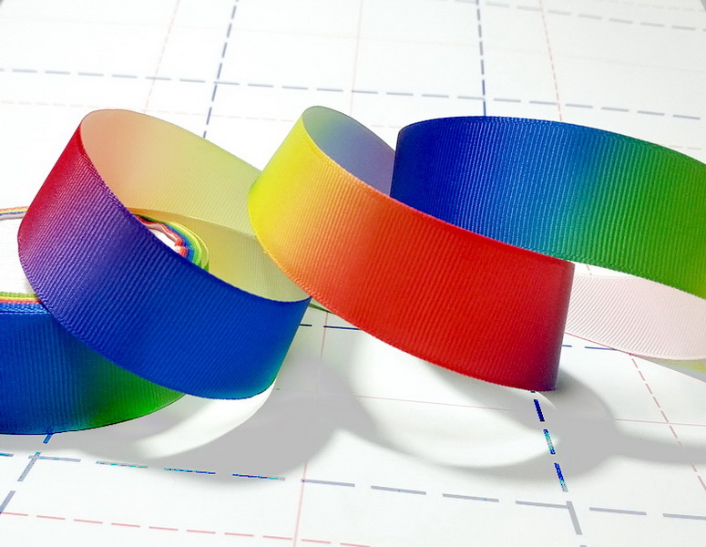 606 25мм Репсовая лента с рисунком 23м (+-1м) Радуга 