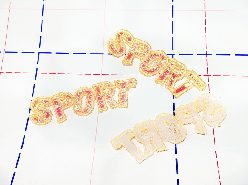 097 Термоаппликация 7,8*2,2 см Sport перламутр