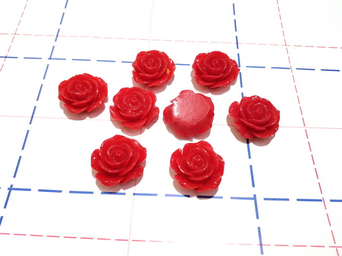 102 Кабошон Розочка 18 мм красный