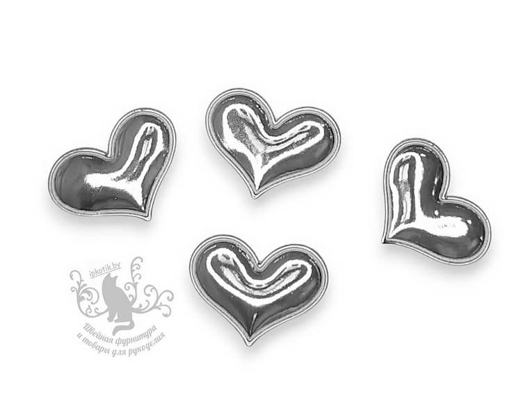 05 Сердце 3Д Патч кожзам глянец 36*30 мм серебро