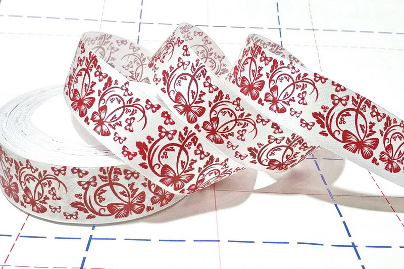 271 Лента атласная 25мм с рисунком 23м/боб (+-1м) Бабочки-цветы белый/бордовый