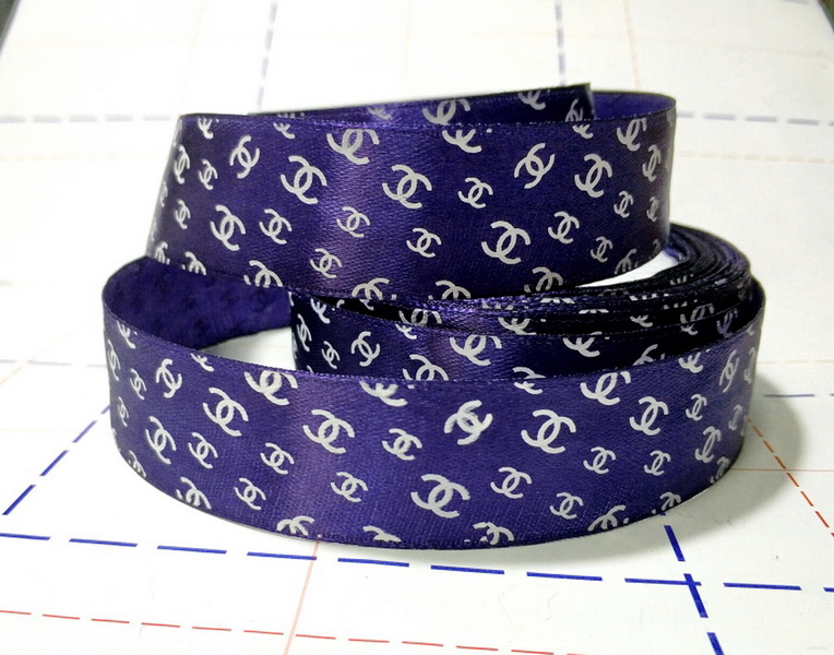 217 Лента атласная 25мм с рисунком 23м/боб (+-1м) Шанель темно-синий/белый